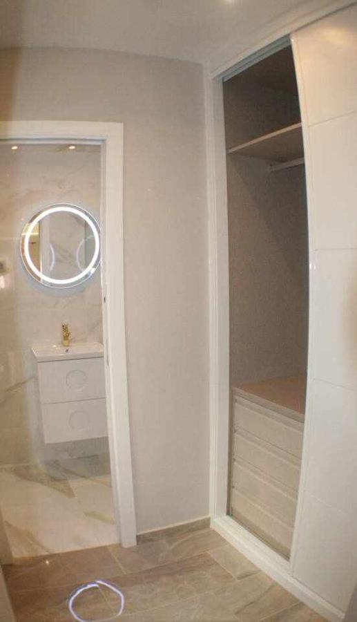 Apartamento Con Terraza Centrico Moderno Nuevo Madrid Eksteriør billede